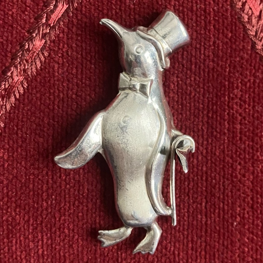 Vintage Signed Sterling Penguin Pin/Brooch